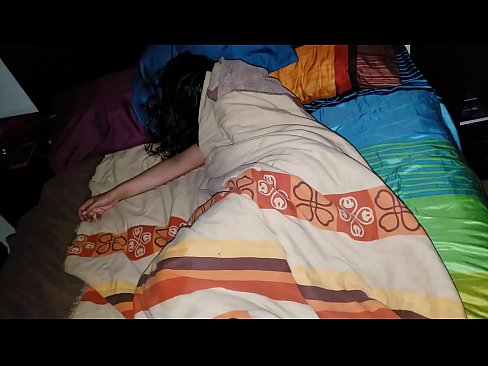 ❤️ Stepson ag bualadh lena leasmháthair óg agus í ina codladh. ️ Porn vk ag ga.freepornhdonlinegay.ru